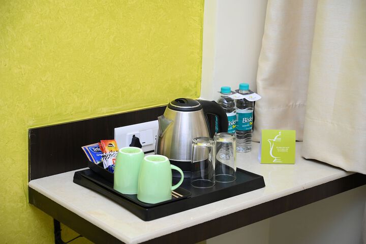 Breakfast/Coffee Service 9 of 20