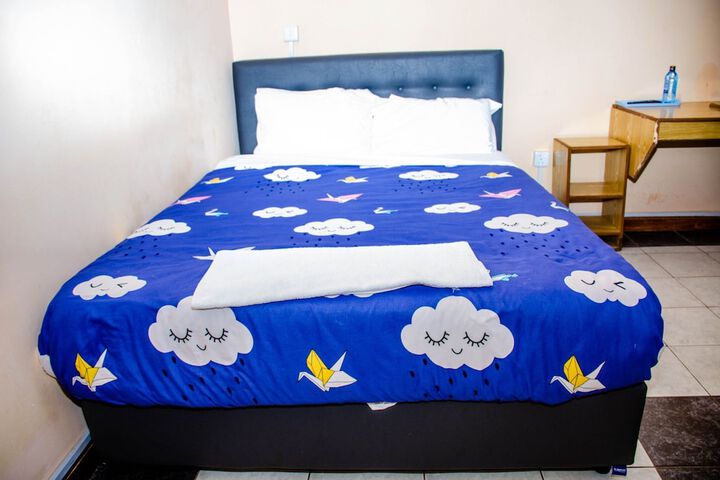 Room 5 of 20