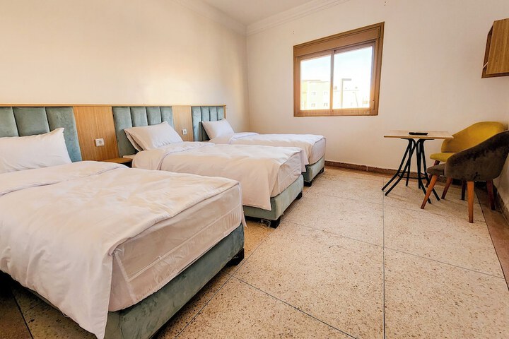 Room 7 of 9