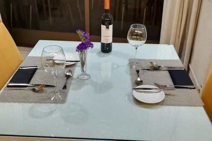 Dining 34 of 54