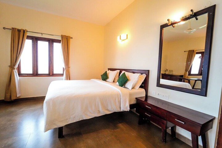 Room 20 of 53