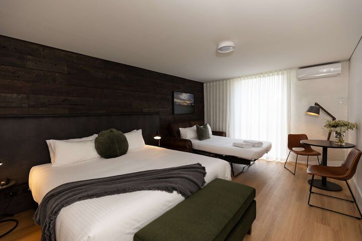 Room 7 of 49