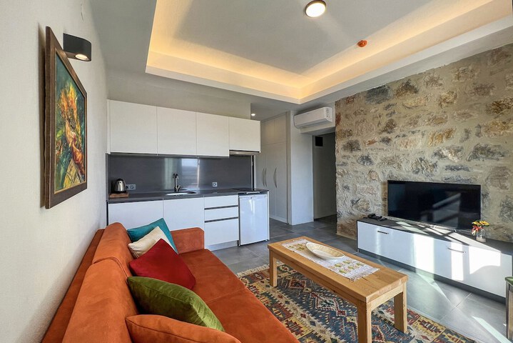 Room 20 of 32