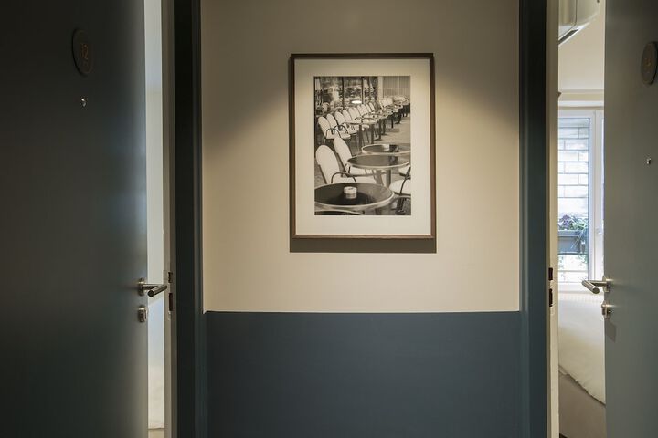 Room 12 of 89