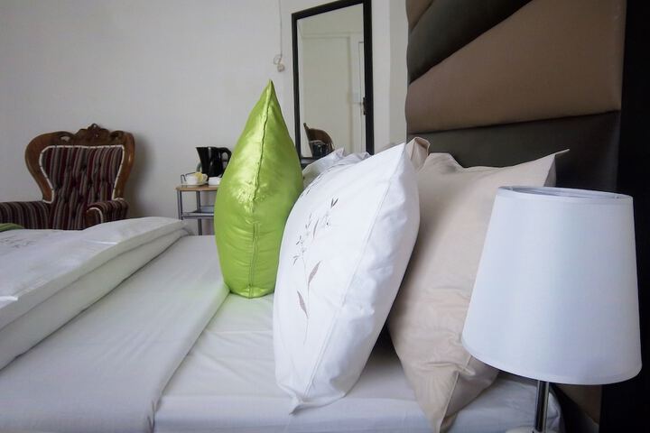 Room 3 of 55