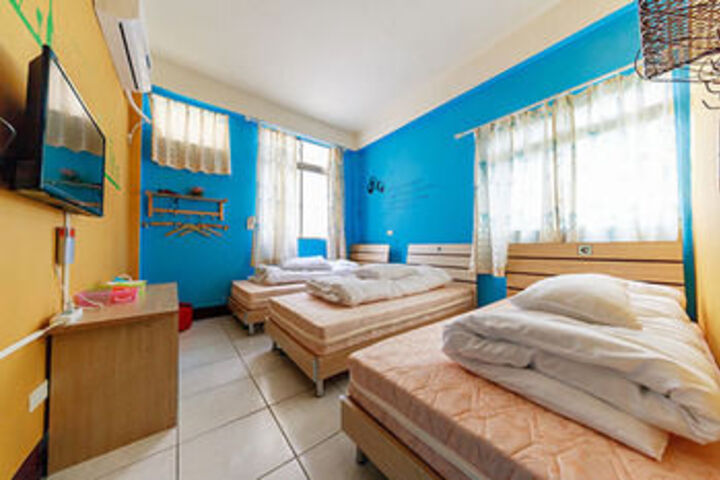Room 40 of 51
