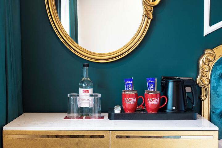 Room amenity