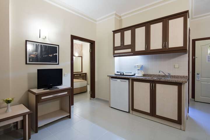 Private kitchenette