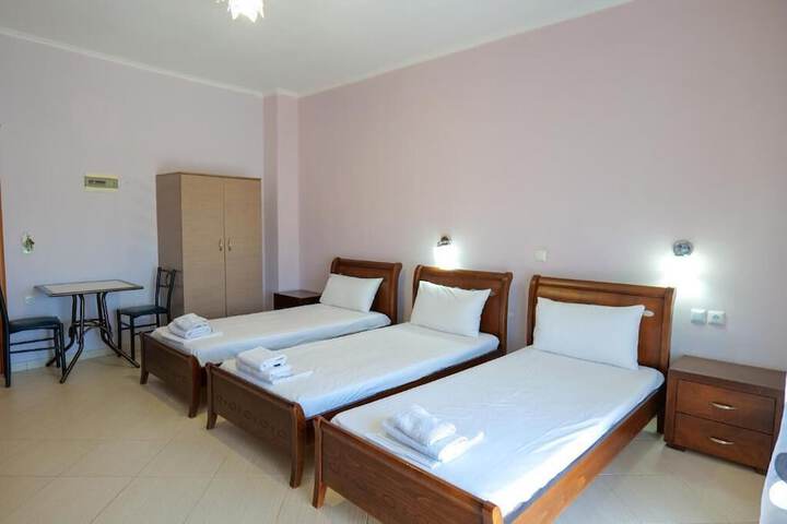 Room 54 of 103