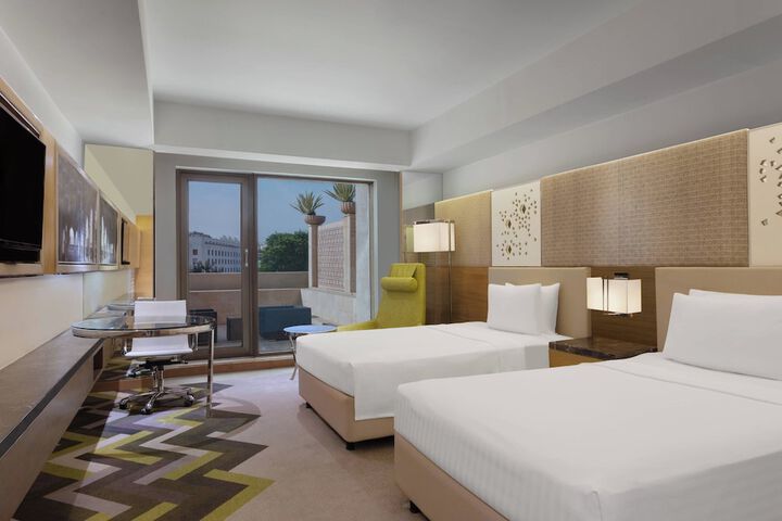 Room 20 of 117