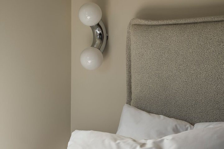 Room 25 of 60