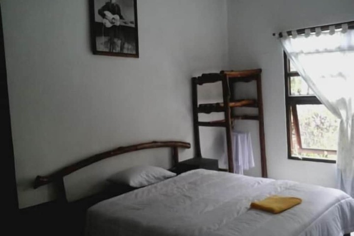 Room 6 of 30