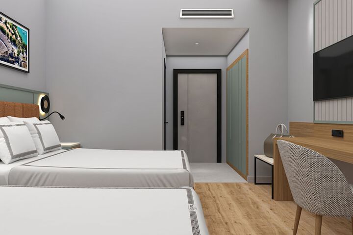 Room 17 of 43