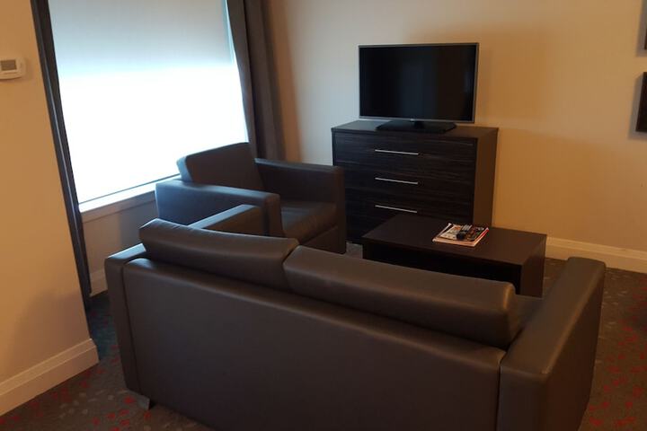Room 17 of 60