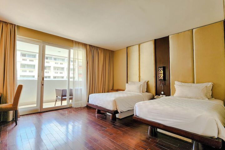 Room 8 of 58