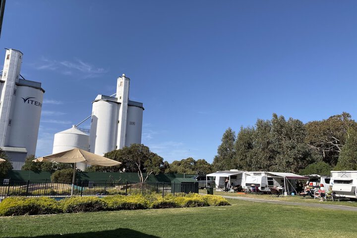 Property Grounds 37 of 40