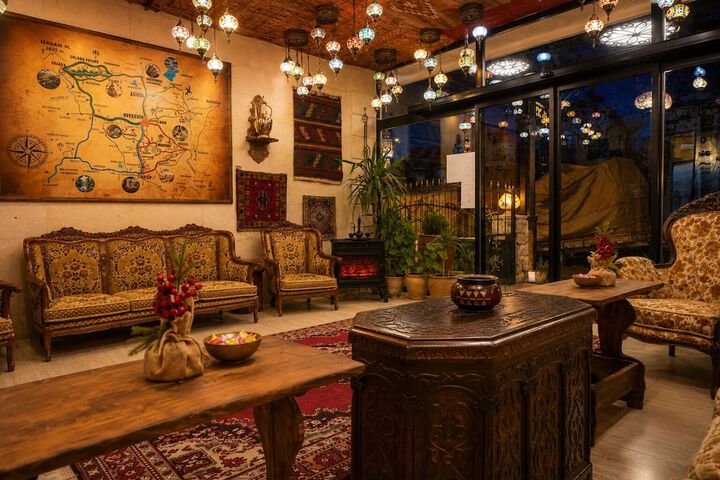 Hotel 7 of 244