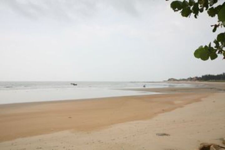 Beach 18 of 104
