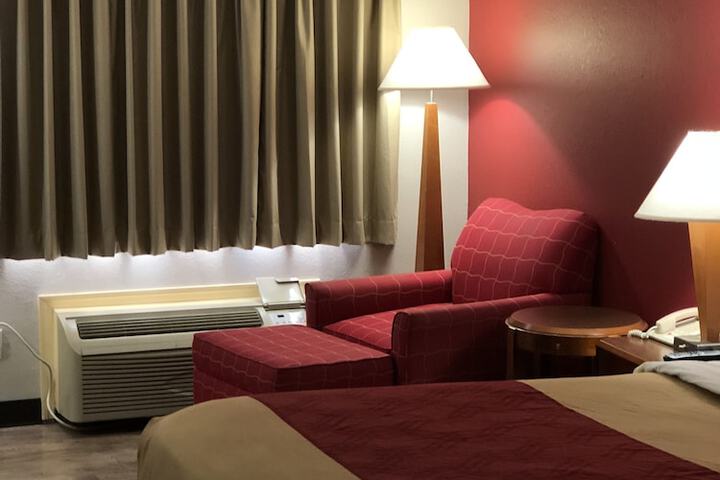 1 King Bed Upgrade (2 of 24)