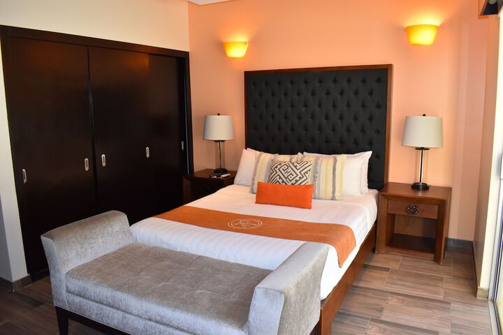 Room 48 of 146