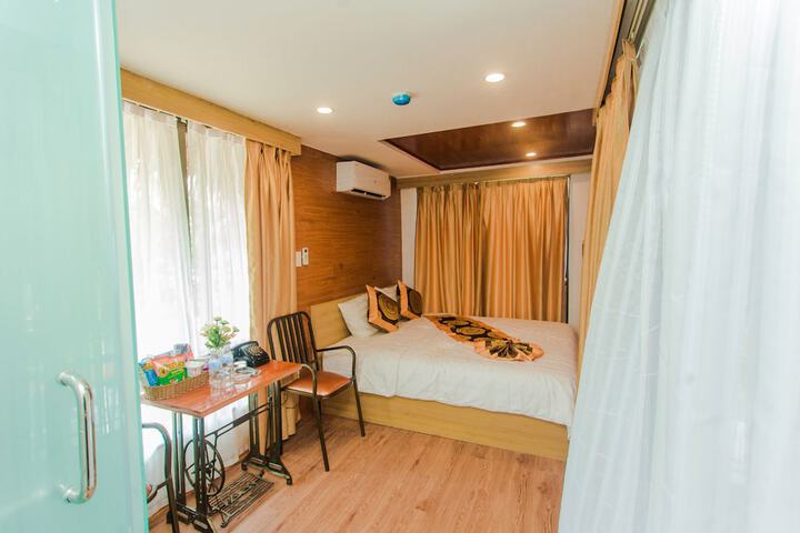 Room 4 of 71