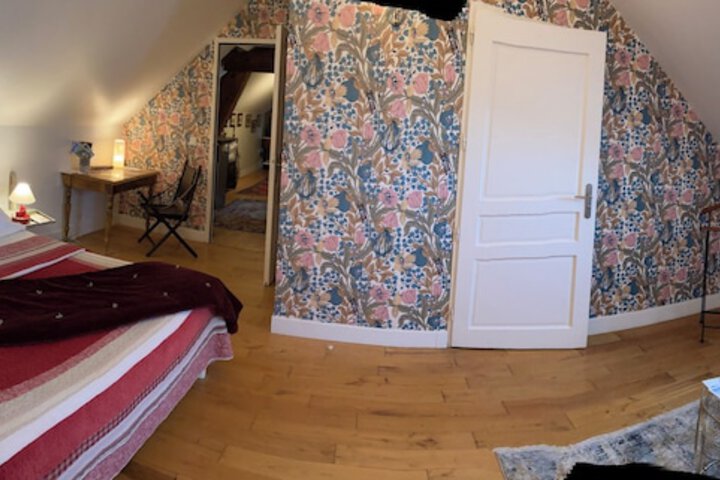 Room 12 of 23