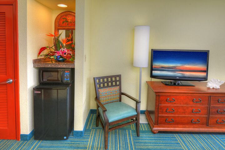 Best Western Aku Tiki Inn Daytona Beach Shores | Bookonline.com
