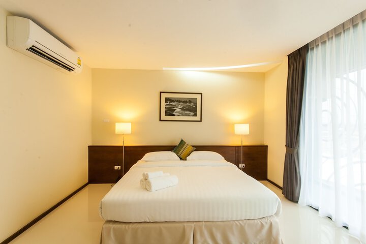 Room 9 of 67