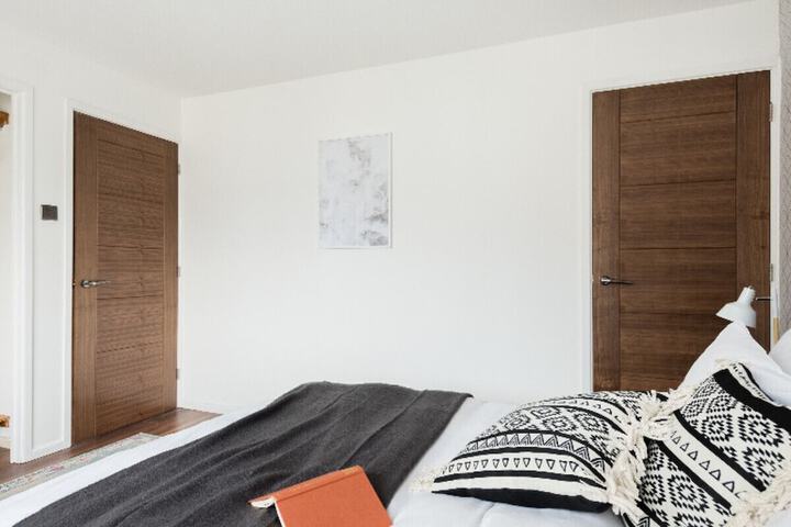 Room 14 of 27