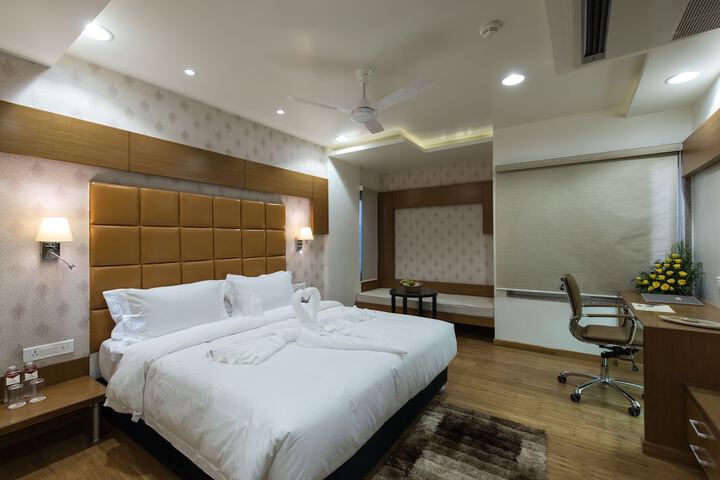 Room 8 of 43