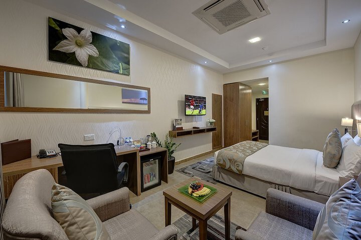 Room 27 of 55