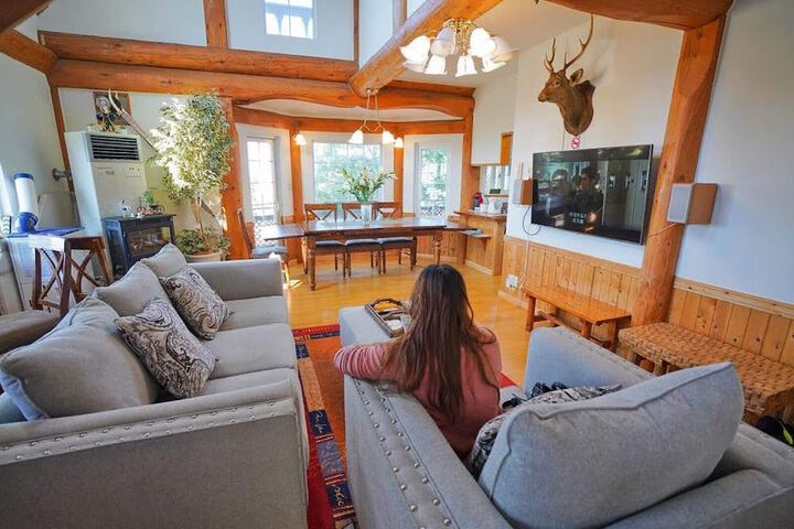 Image of Sapporo Luxuray Log House