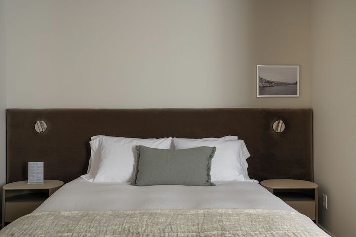 Room 50 of 145