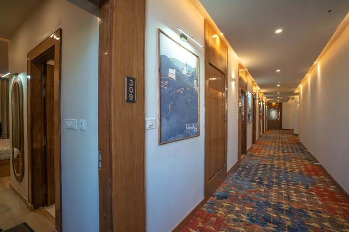 Hotel Interior 2 of 18