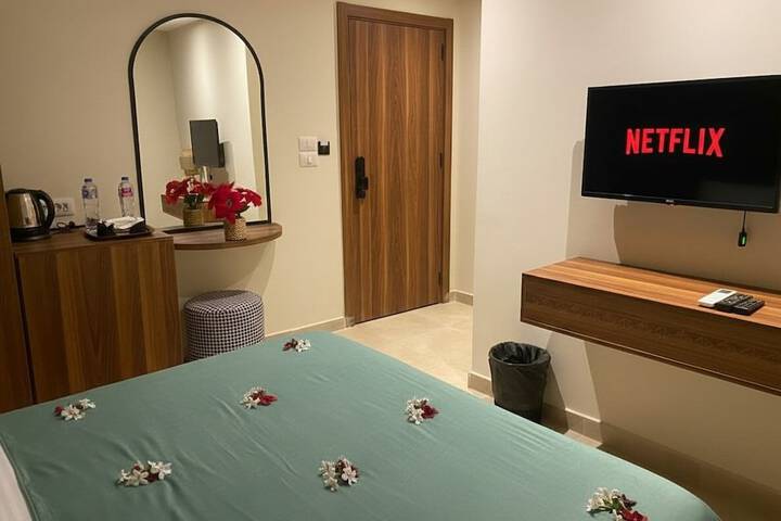 Room 44 of 58