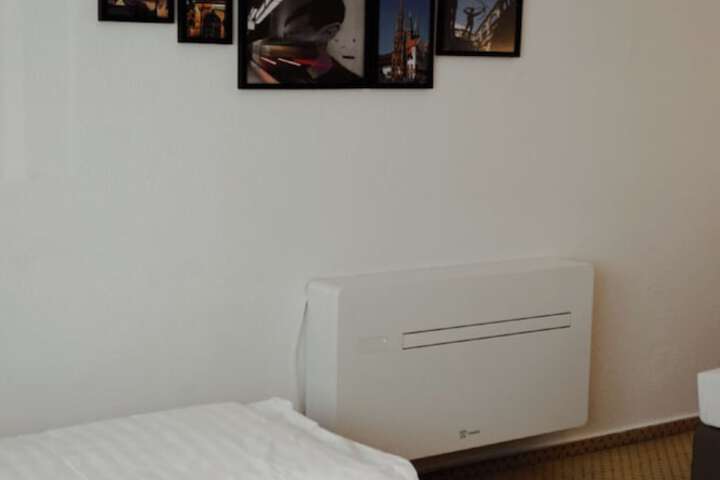 Room 40 of 76