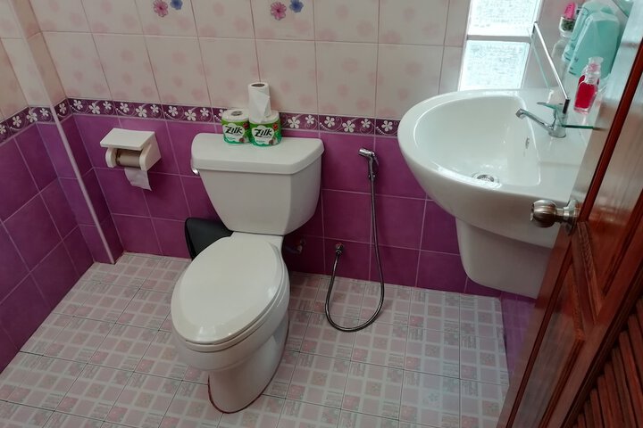 Room 80 of 137