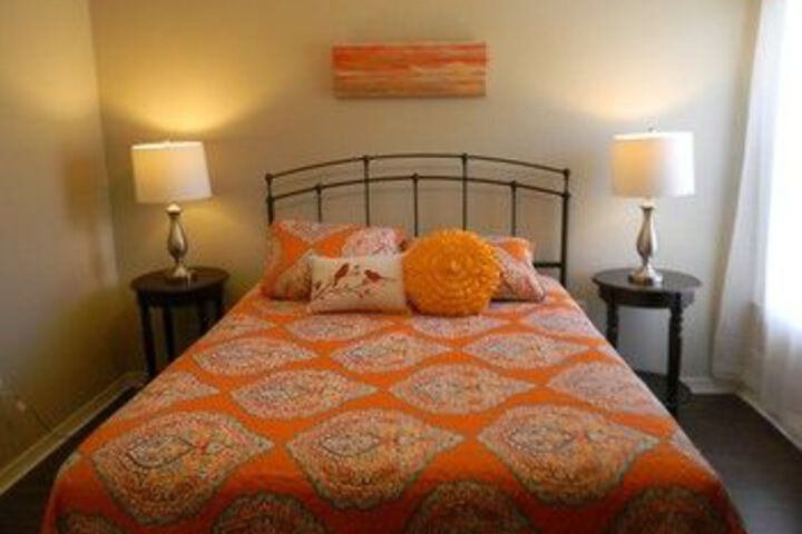 Room 10 of 29