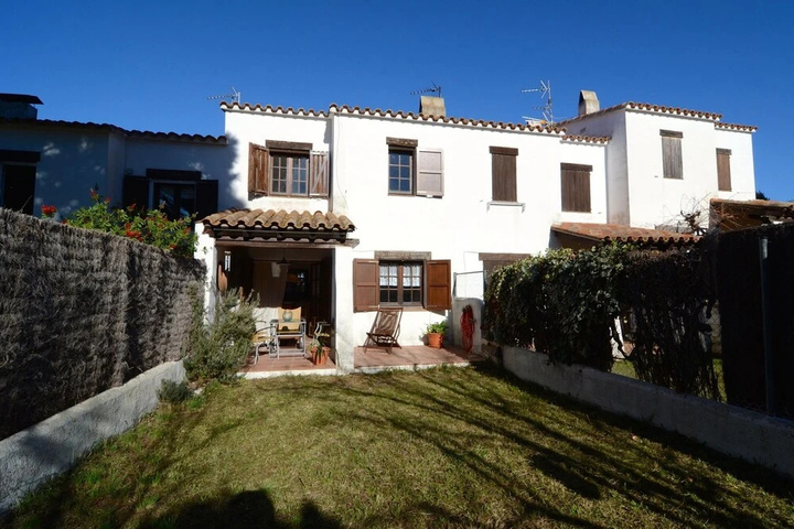 Casas Mas DEn Gou
