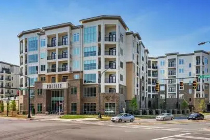 Exterior of Oakwood at Presley Uptown