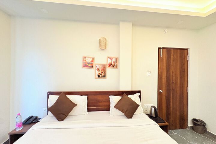 Room 35 of 59