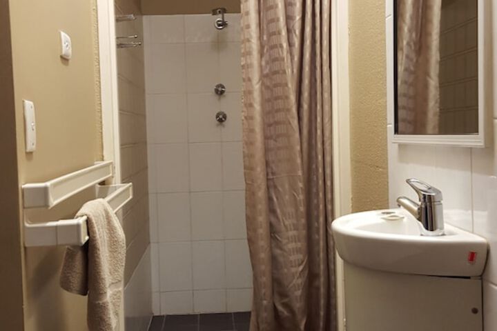 Room 27 of 54