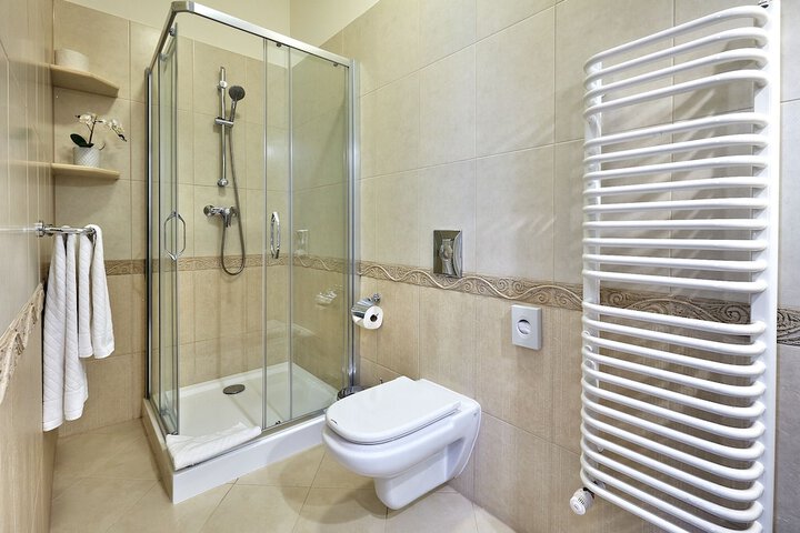 Clean Restrooms