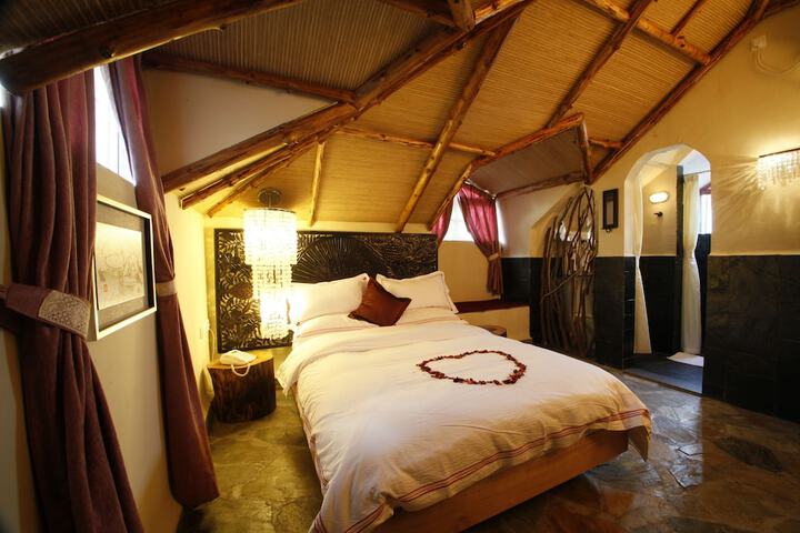 Room 8 of 29