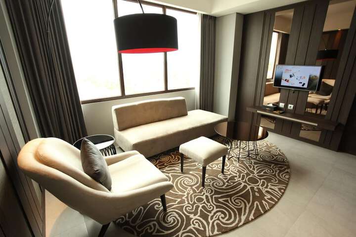 Room 22 of 53