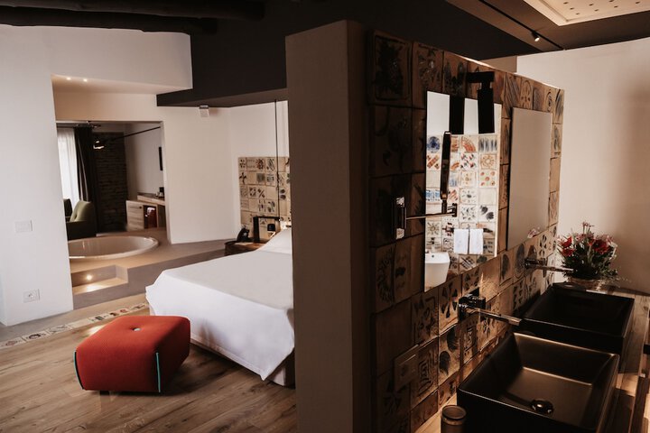 Room 44 of 134