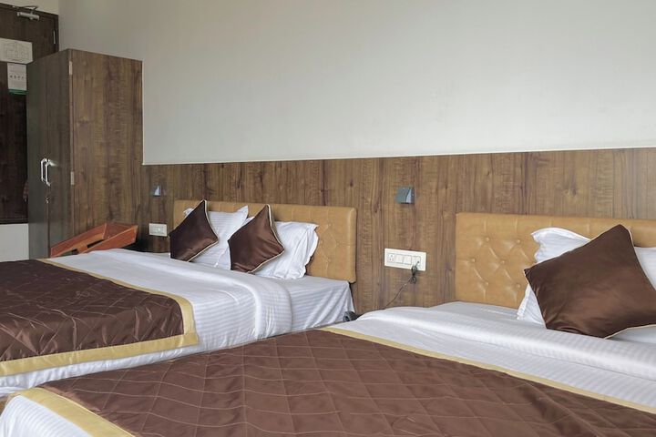Room 16 of 25