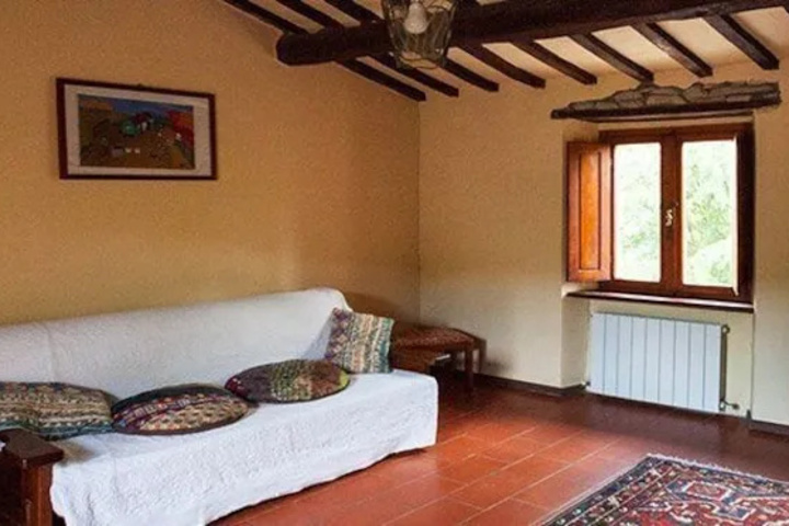Room 4 of 17
