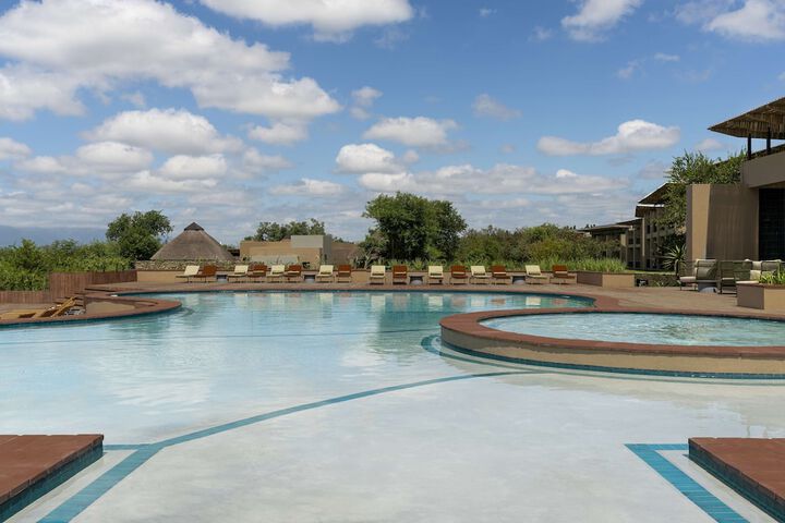 Pool 50 of 173
