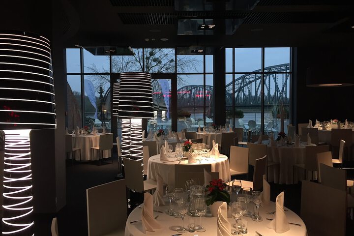 Dining 54 of 70